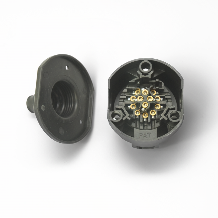 Maypole MP129 Professional 12V 13 Pin Plastic Socket + Single Hole Flat seal