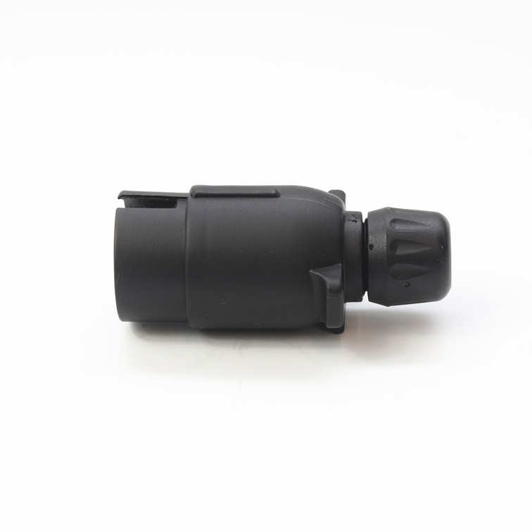 Maypole MP21B 12N Type 7 Pin Plastic Plug