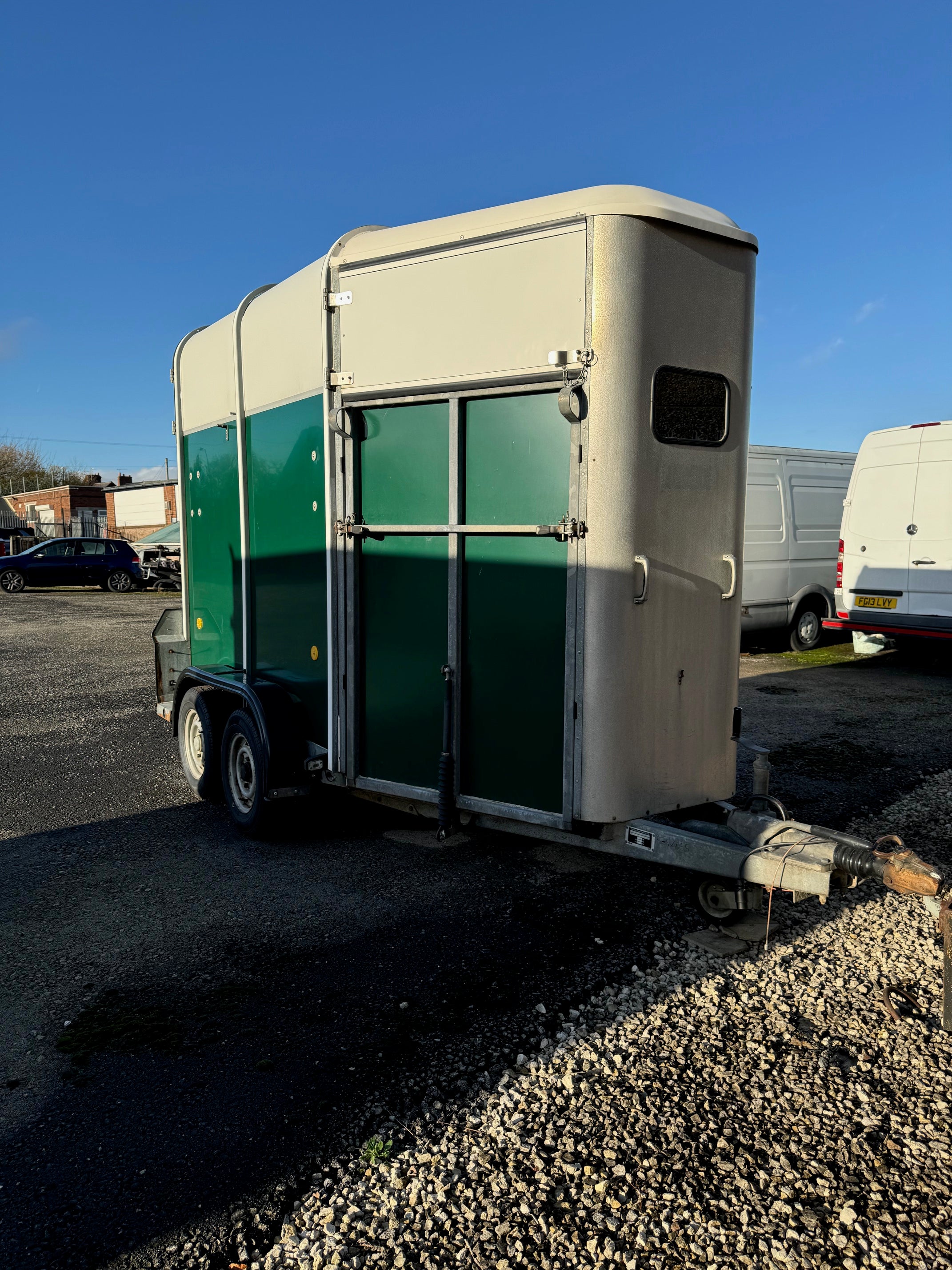 Ifor Williams HB505R Horse Trailer for Hire